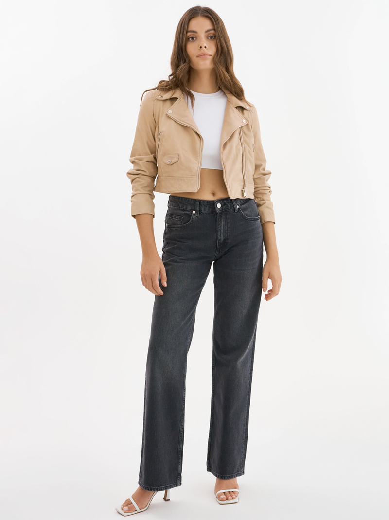 Janika Cropped Leather Jacket in Wheat